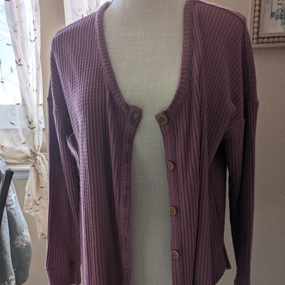Grace & Lace Thermal Rose waffle button up - Picture 1 of 1